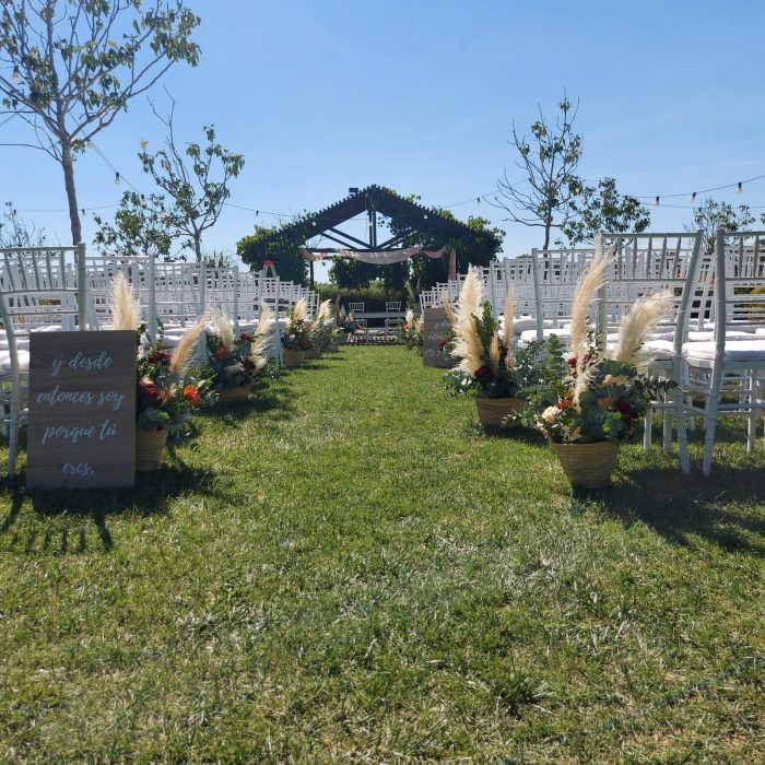 Flores para boda, ideas para decorar el pasillo nupcial Flores para boda, ideas para decorar el pasillo nupcial