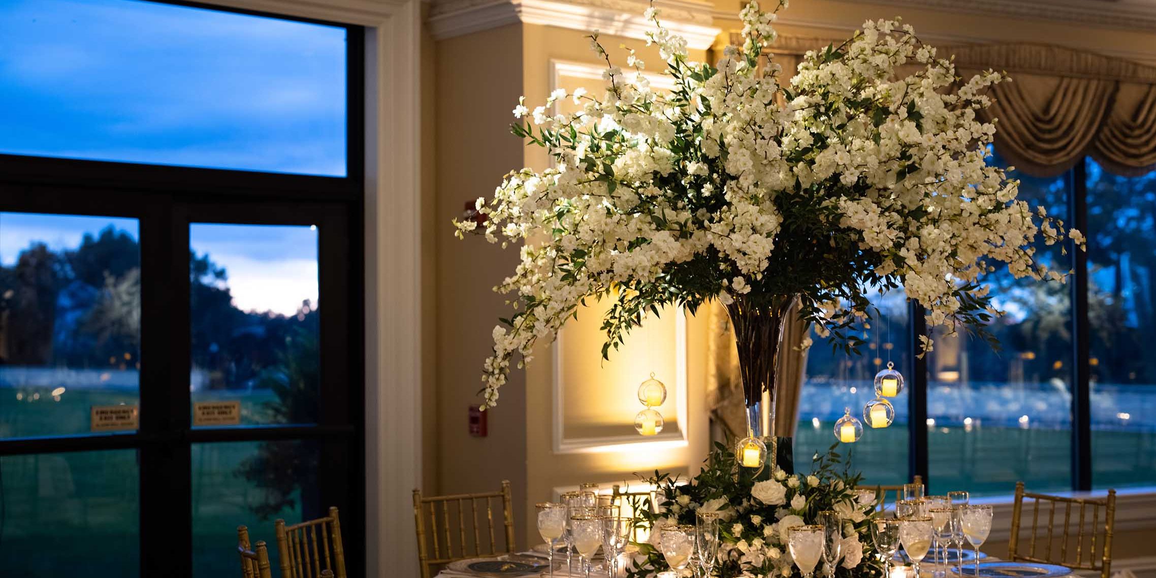 Los mejores arreglos florales para conseguir una decoración de boda exclusiva