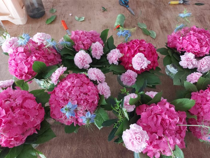 faeb1138-5609-467b-ad60-59bec5ca23a0 Consejos para transportar flores sin que se dañen en trayectos largos o calurosos