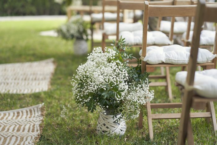 Decoración con flores secas y preservadas para eventos elegantes
