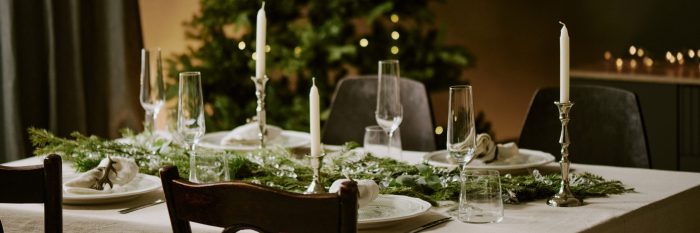 Decorar una cena de navidad con flores